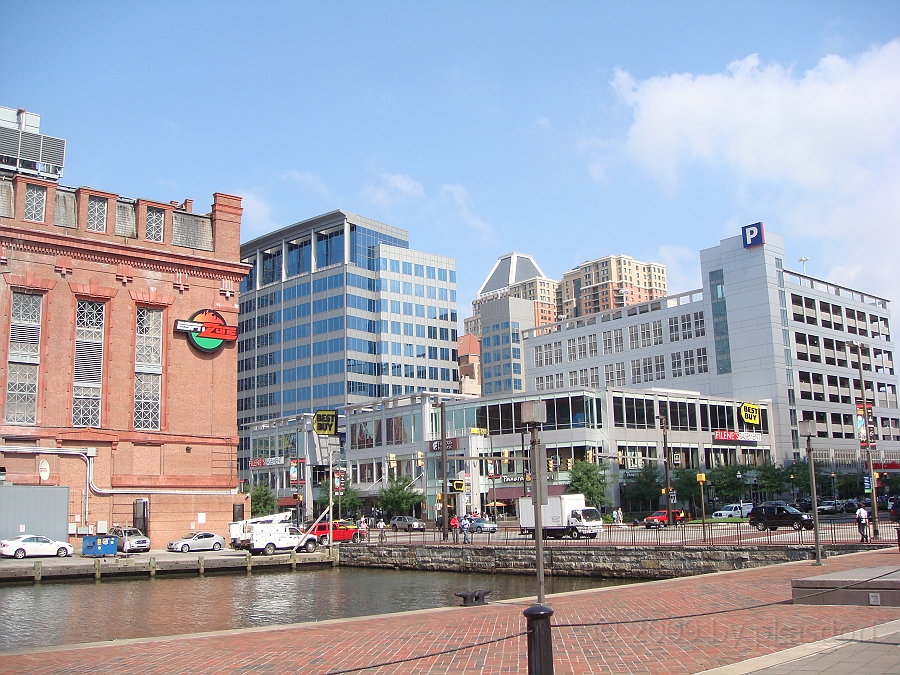 Baltimore [2009 July 02] 016.JPG - Scenes from Baltimore's Inner Harbor.
